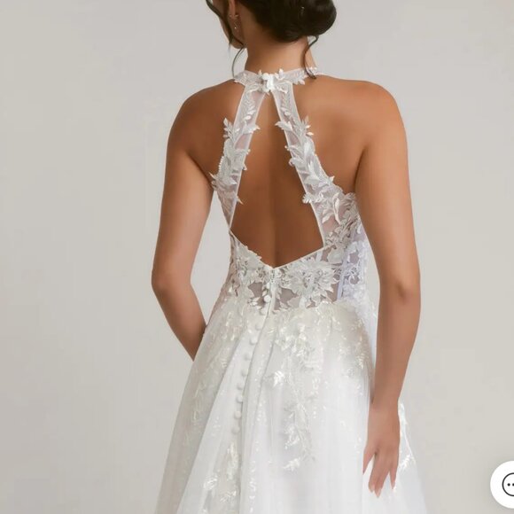 Azazie Dysis Diamond White A-Line Halter Sequins Tulle Wedding Dress - Picture 7 of 15